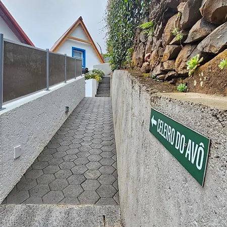 Celeiro Do Avo Santana (Madeira)